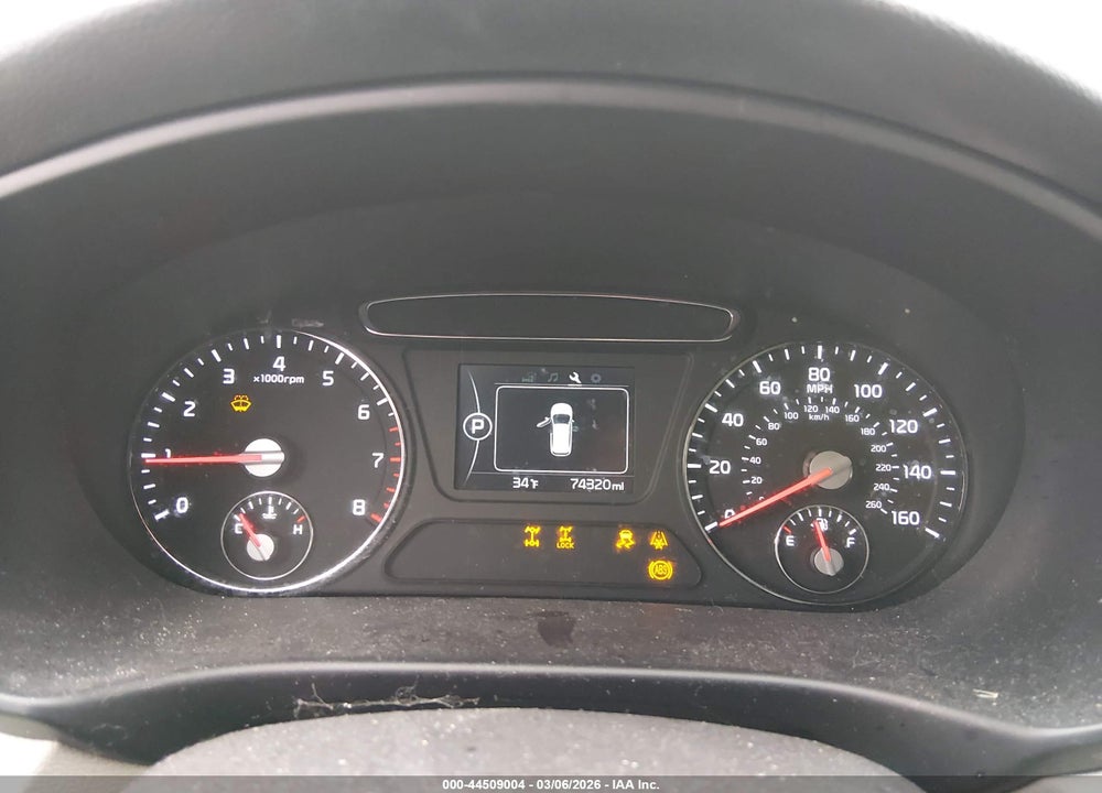 2016 KIA SORENTO 2.4L LX VIN: 5XYPGDA31GG133932