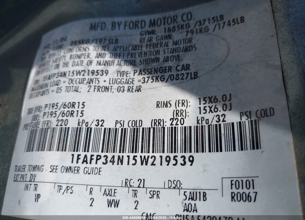 2005 FORD FOCUS ZX4 VIN: 1FAFP34N15W219539