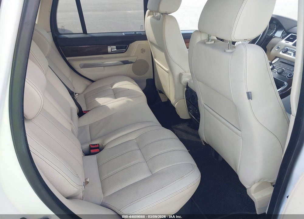 2011 LAND ROVER RANGE ROVER SPORT HSE VIN: SALSK2D40BA268810
