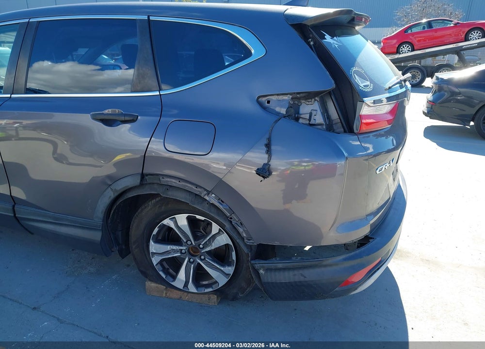 2017 HONDA CR-V LX VIN: 7FARW5H31HE007719