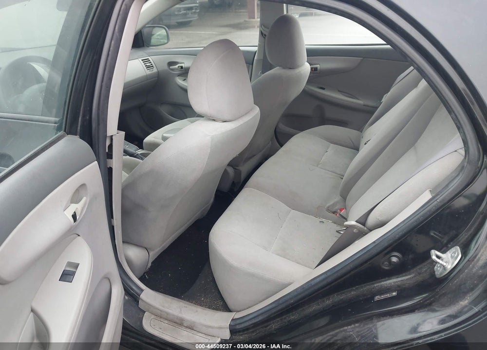2009 TOYOTA COROLLA LE VIN: 2T1BU40E99C144102