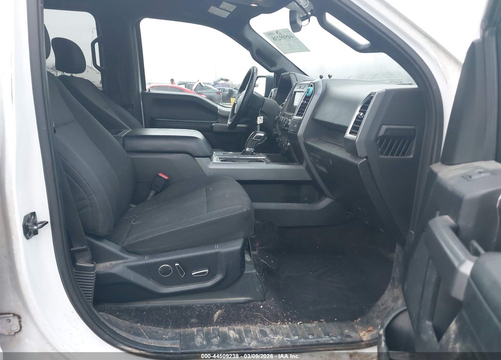 2016 FORD F-150 XLT VIN: 1FTEW1EF4GKD69952