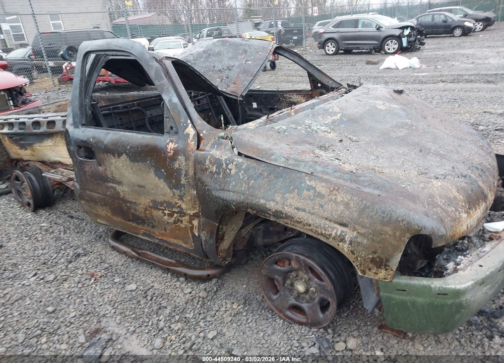 2002 CHEVROLET SILVERADO 1500 VIN: 1GCEK14V92Z272489