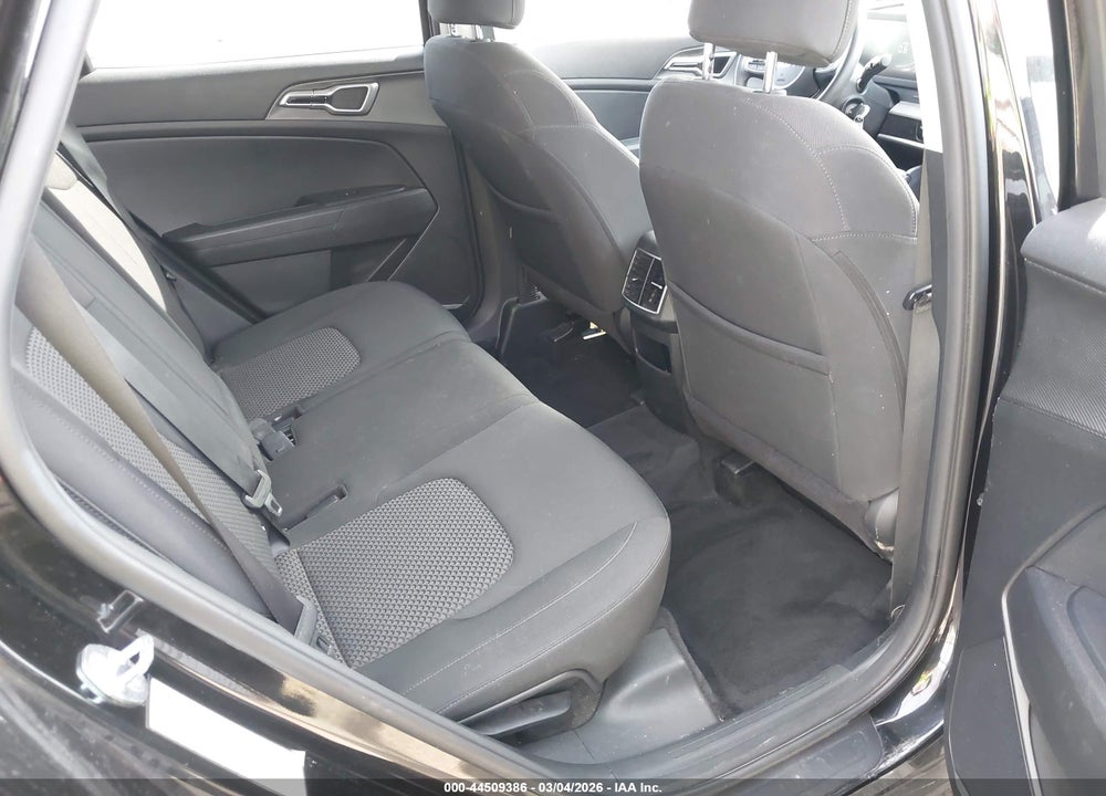 2023 KIA SPORTAGE LX VIN: KNDPUCAF9P7166736
