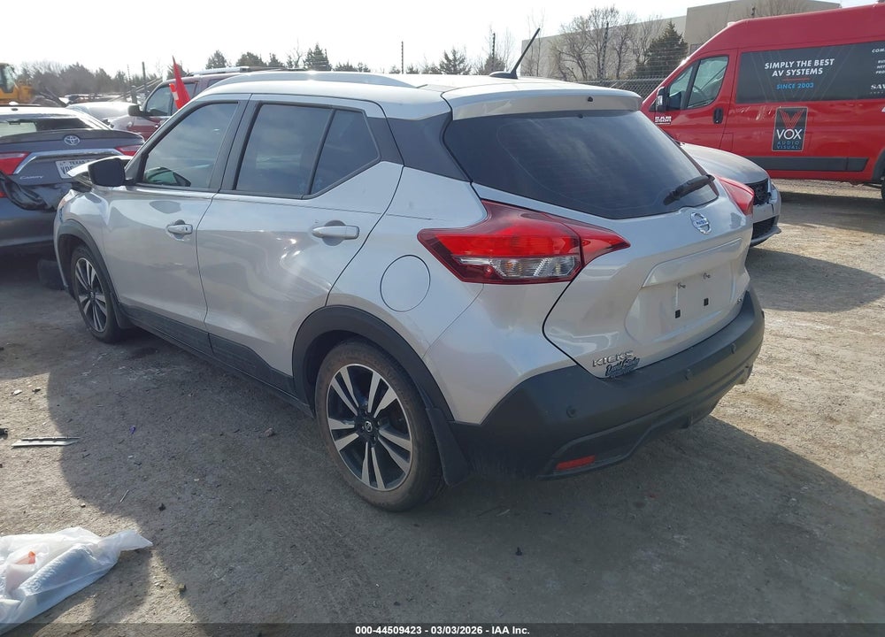 2020 NISSAN KICKS SV XTRONIC CVT VIN: 3N1CP5CV7LL575879
