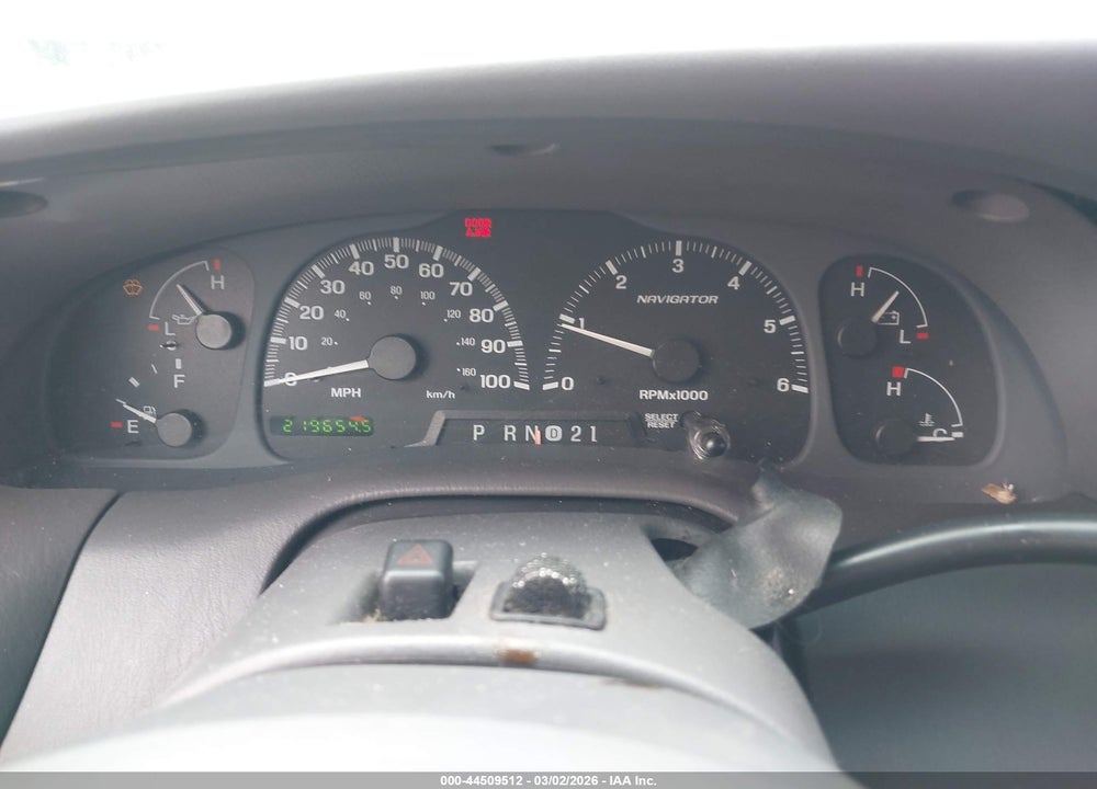 1999 LINCOLN NAVIGATOR VIN: 5LMPU28A0XLJ28350