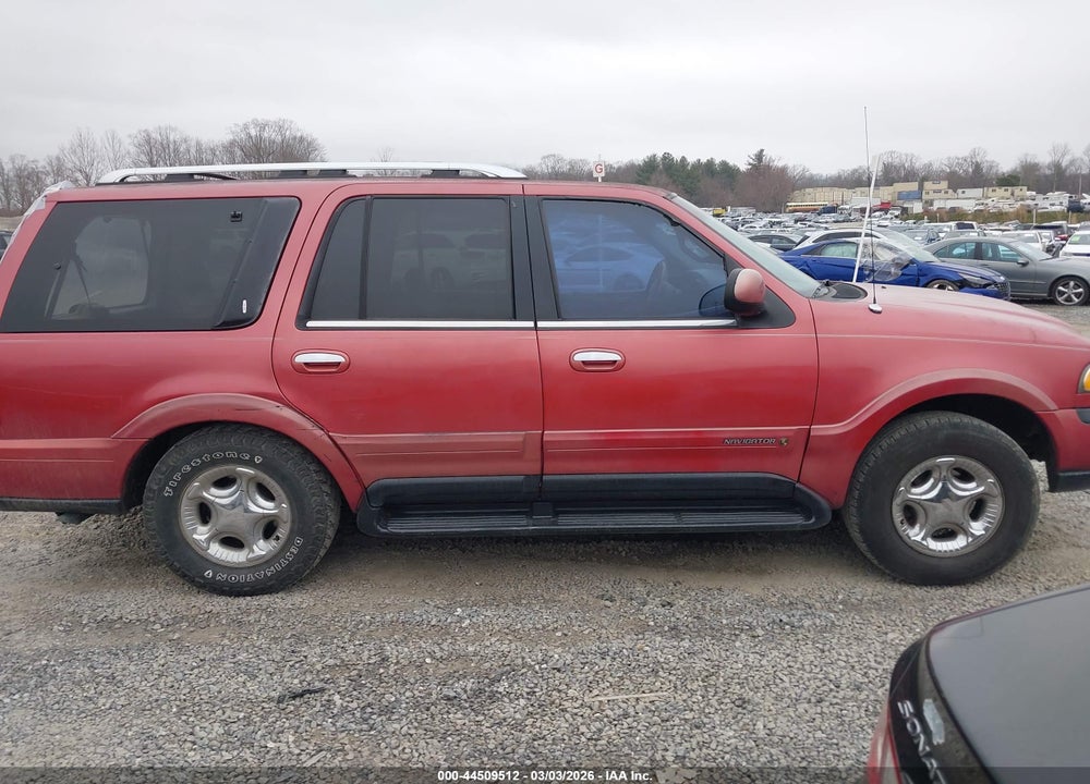 1999 LINCOLN NAVIGATOR VIN: 5LMPU28A0XLJ28350