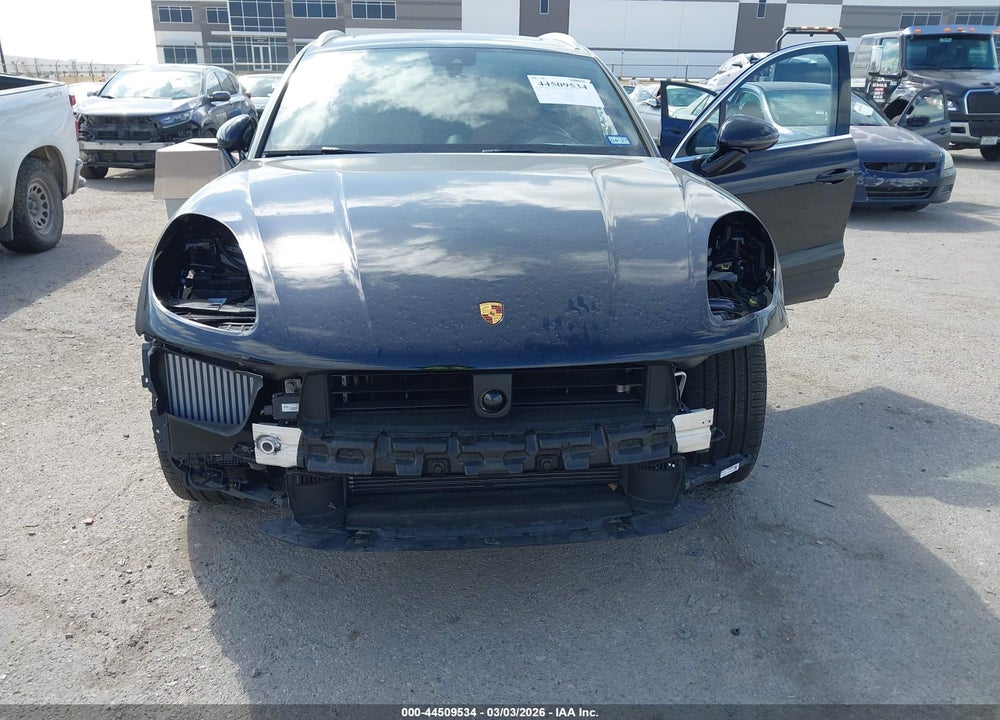 2025 PORSCHE MACAN S VIN: WP1AG2A50SLB42273