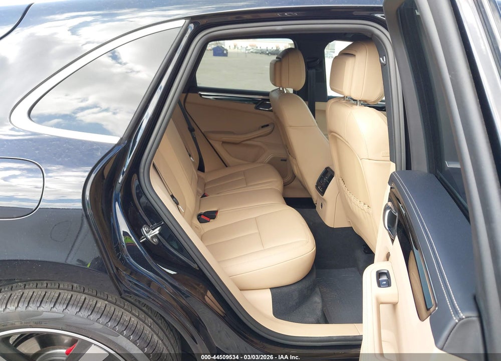 2025 PORSCHE MACAN S VIN: WP1AG2A50SLB42273