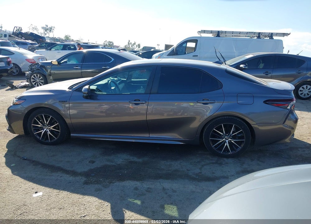 2021 TOYOTA CAMRY SE HYBRID VIN: 4T1S31AK3MU560093