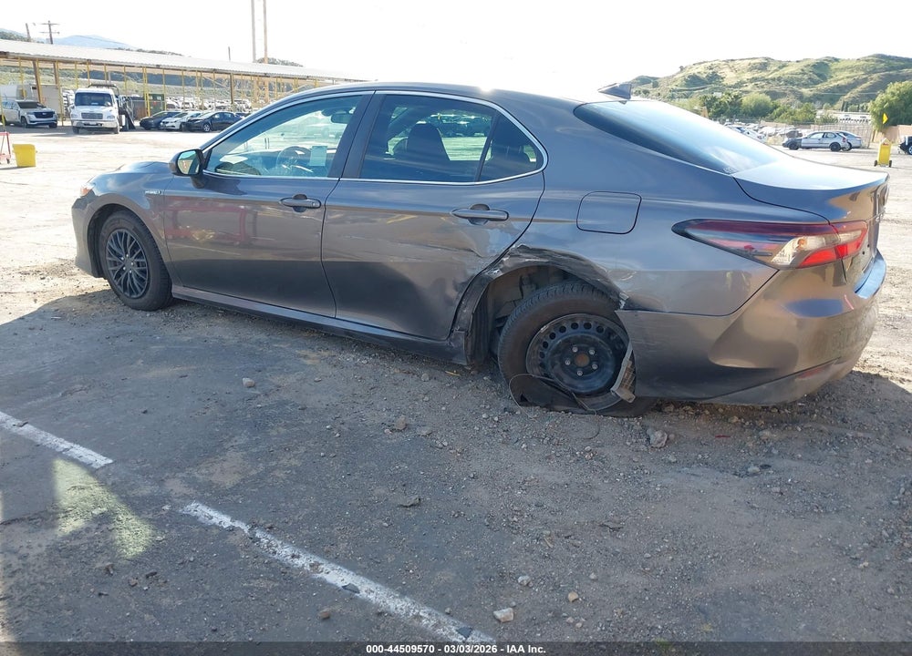 2021 TOYOTA CAMRY LE HYBRID VIN: 4T1C31AK1MU548125