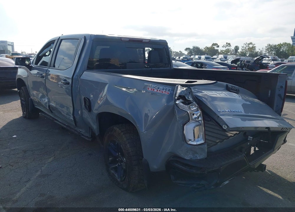 2024 CHEVROLET SILVERADO 1500 4WD  SHORT BED LT TRAIL BOSS VIN: 3GCUDFELXRG271510