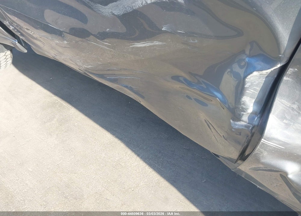 2024 CHEVROLET SILVERADO 1500 4WD  SHORT BED CUSTOM VIN: 3GCPDBEK6RG289175