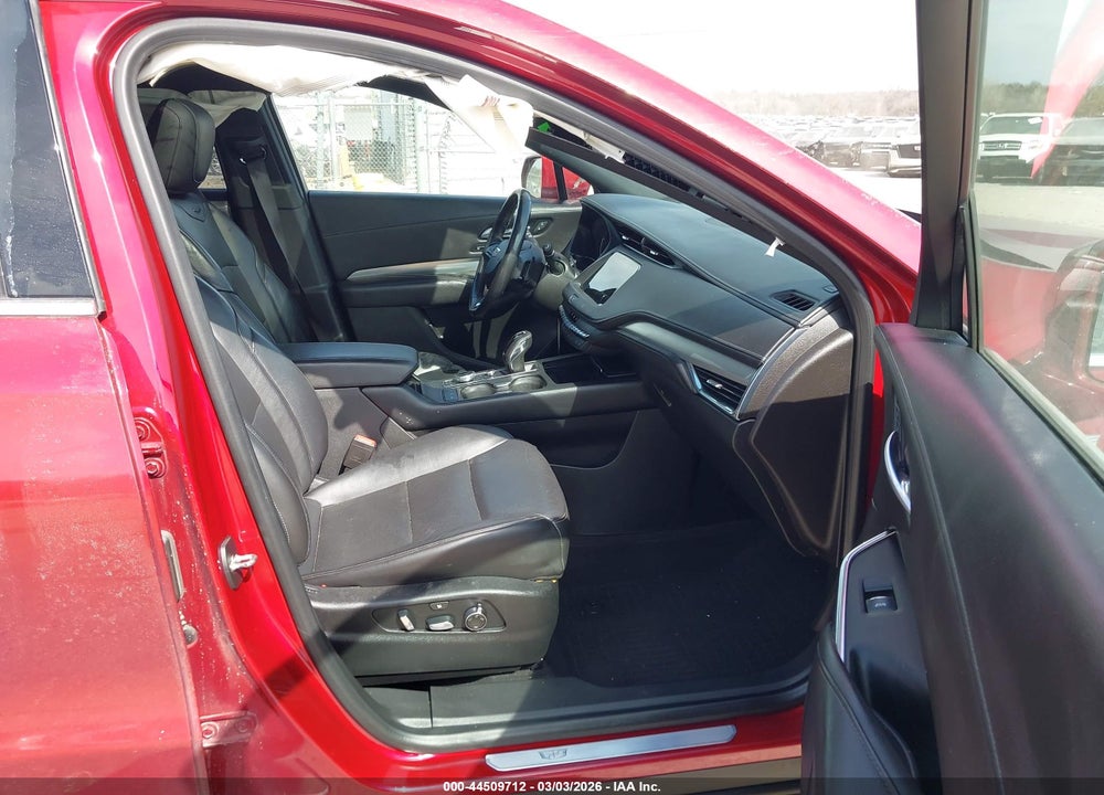 2019 CADILLAC XT4 PREMIUM LUXURY VIN: 1GYFZDR49KF102095