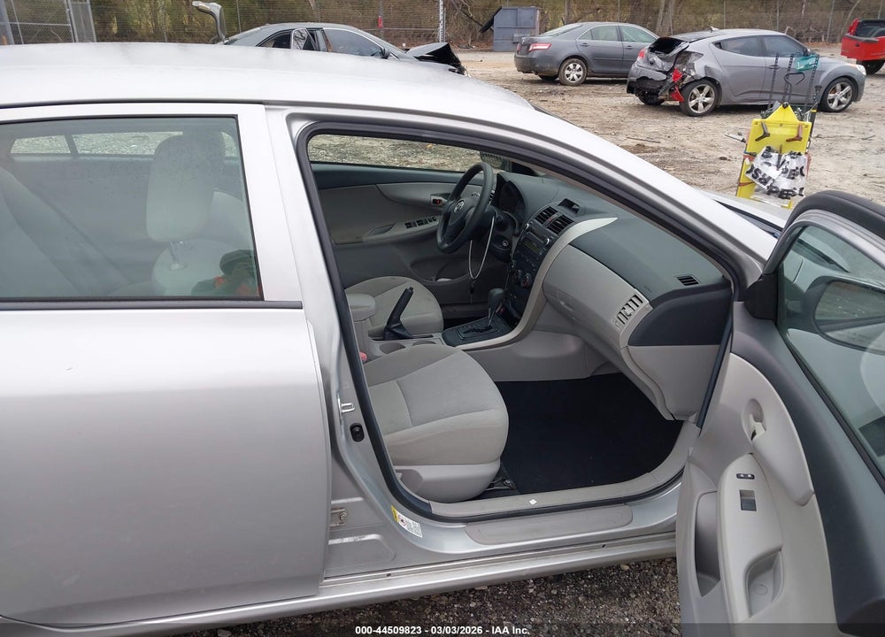 2013 TOYOTA COROLLA L VIN: 2T1BU4EE7DC949209