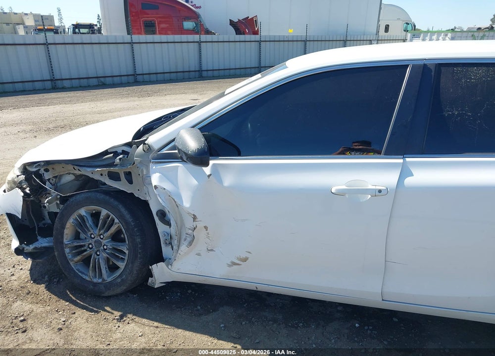 2017 TOYOTA CAMRY SE VIN: 4T1BF1FK3HU385866