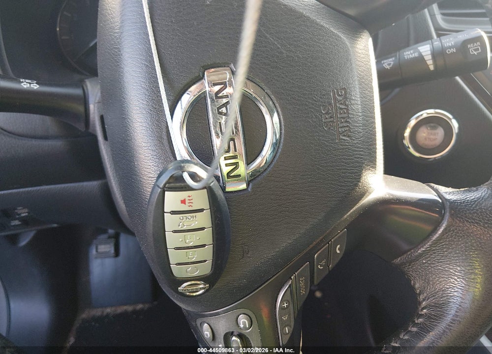 2013 NISSAN PATHFINDER SL VIN: 5N1AR2MN9DC608918