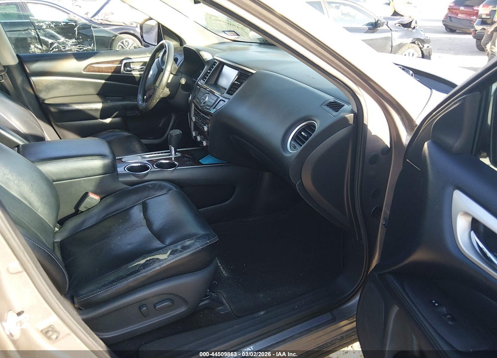 2013 NISSAN PATHFINDER SL VIN: 5N1AR2MN9DC608918