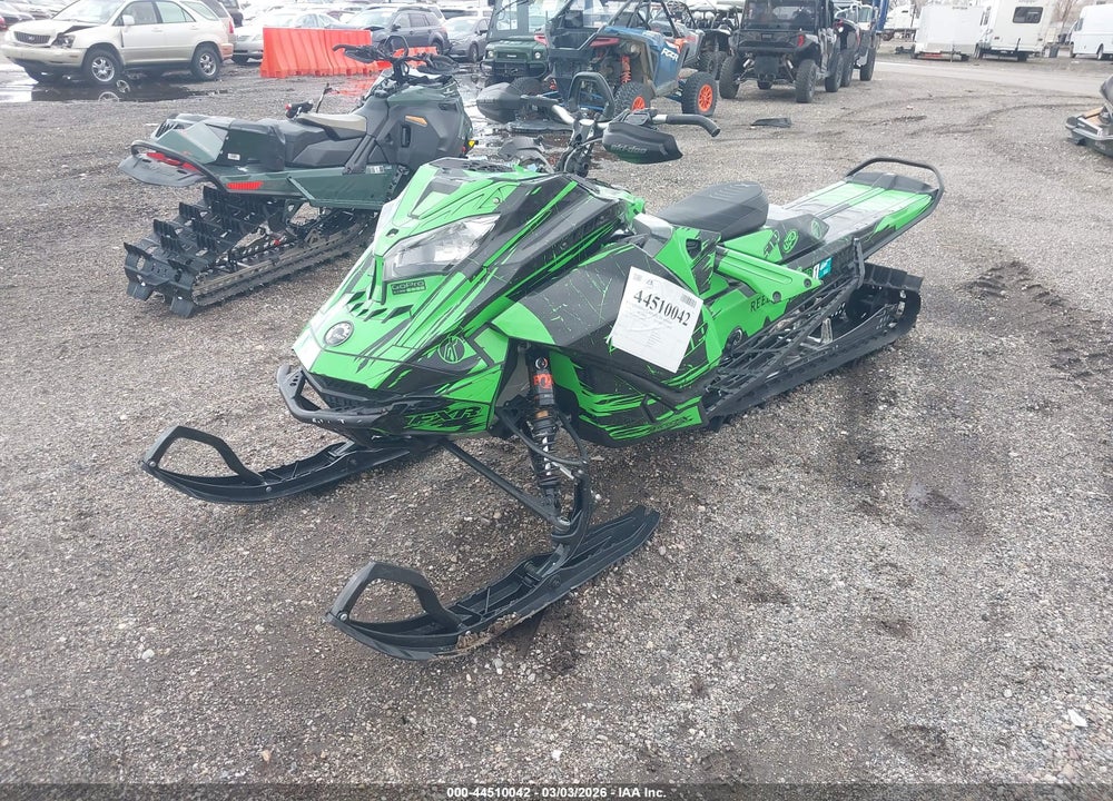 2021 SKI-DOO SUMMIT X EXPERT 850 VIN: 2BPSTJMA8MV000629