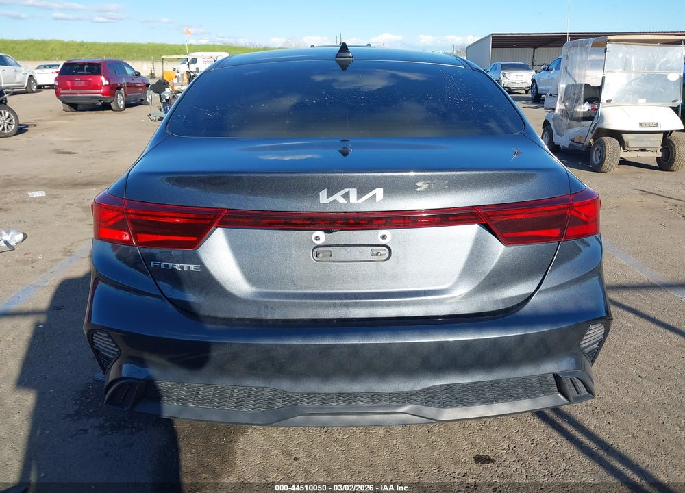 2024 KIA FORTE LXS VIN: 3KPF24AD2RE739002
