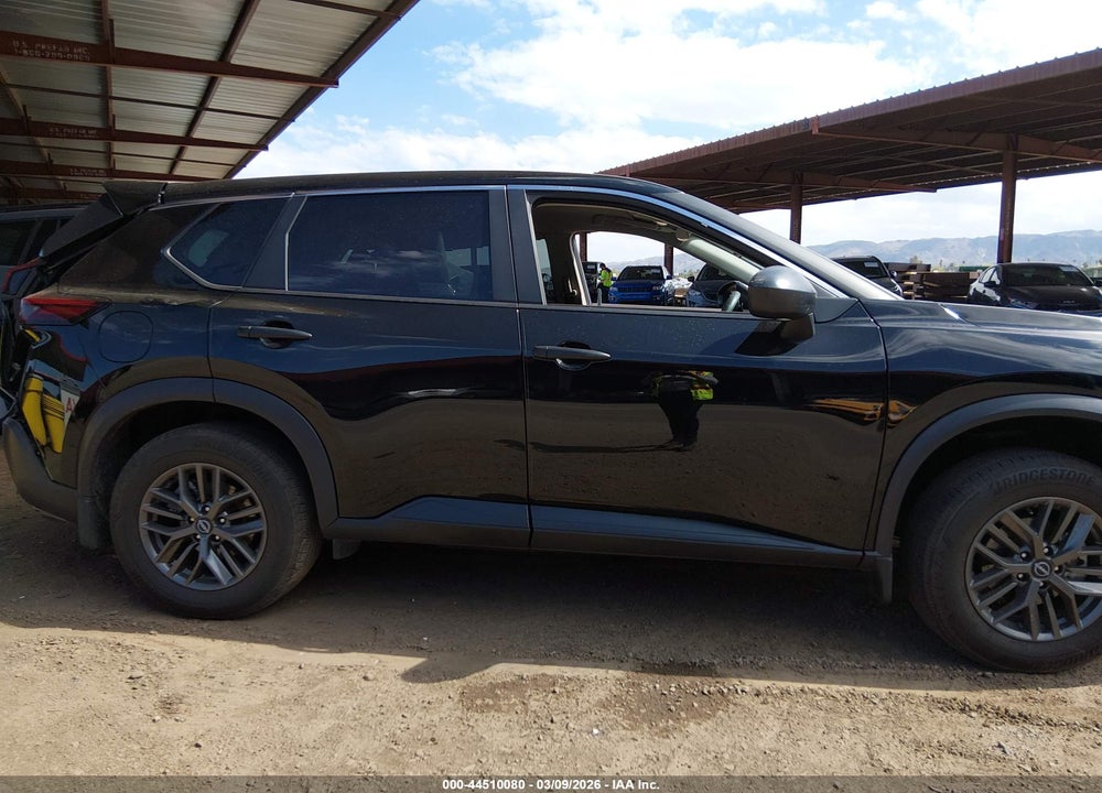 2023 NISSAN ROGUE S FWD VIN: 5N1BT3AA4PC920811