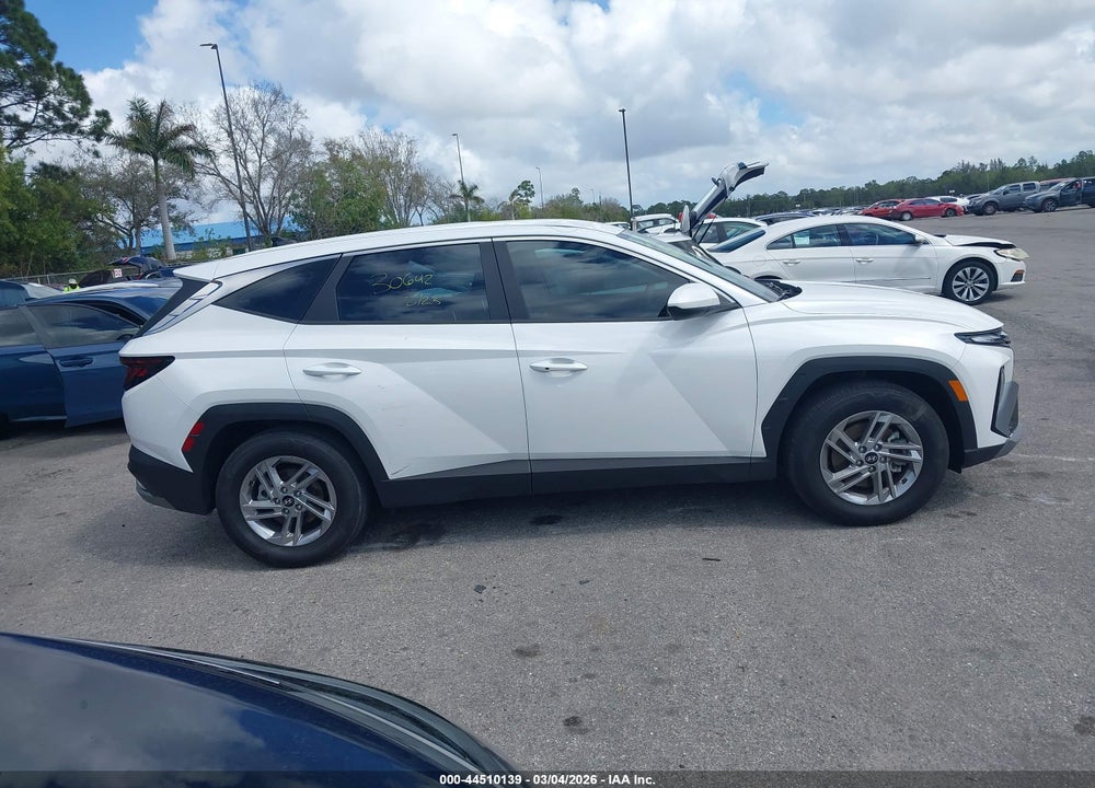 2025 HYUNDAI TUCSON SE VIN: 3KMJA3DE5SE010703