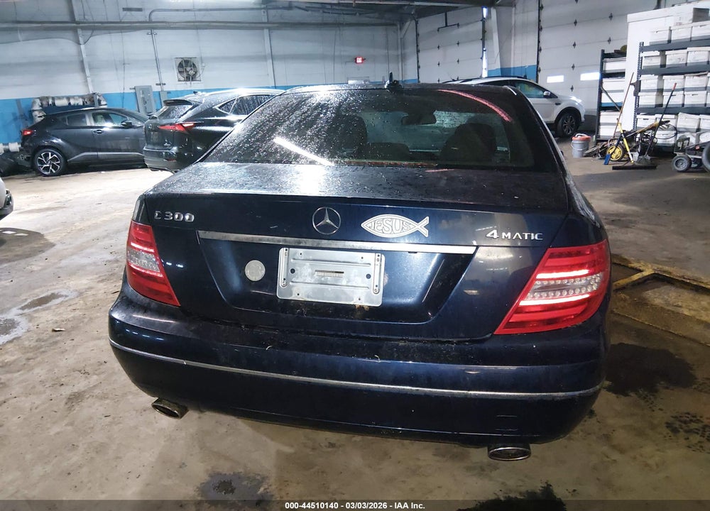 2014 MERCEDES-BENZ C 300 LUXURY 4MATIC VIN: WDDGF8AB5ER302419