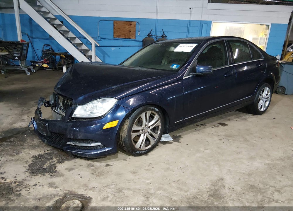 2014 MERCEDES-BENZ C 300 LUXURY 4MATIC VIN: WDDGF8AB5ER302419