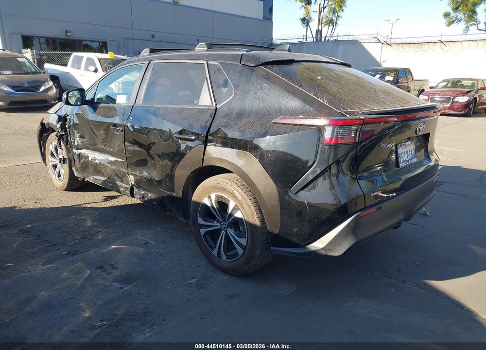 2024 TOYOTA BZ4X XLE VIN: JTMAAAAA3RA049716