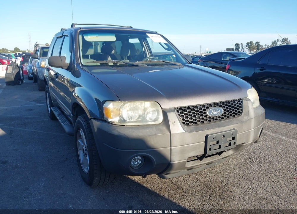 2005 FORD ESCAPE XLT VIN: 1FMYU031X5KB70188