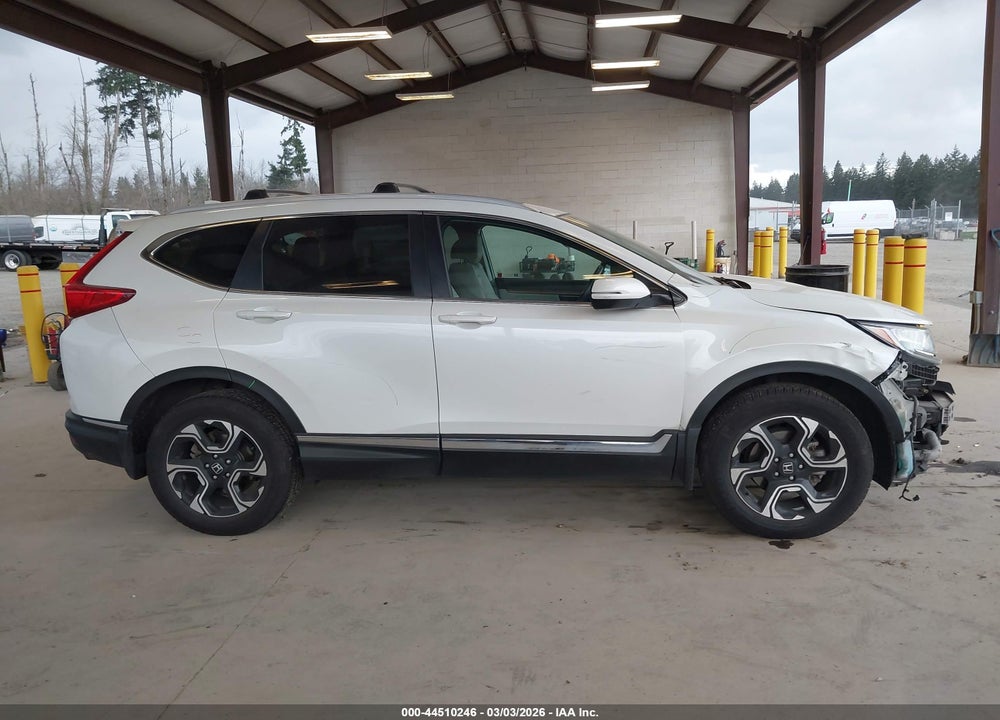 2017 HONDA CR-V TOURING VIN: 2HKRW2H92HH656056