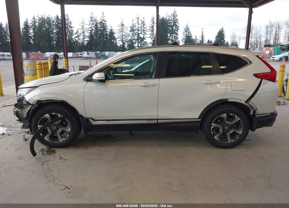 2017 HONDA CR-V TOURING VIN: 2HKRW2H92HH656056