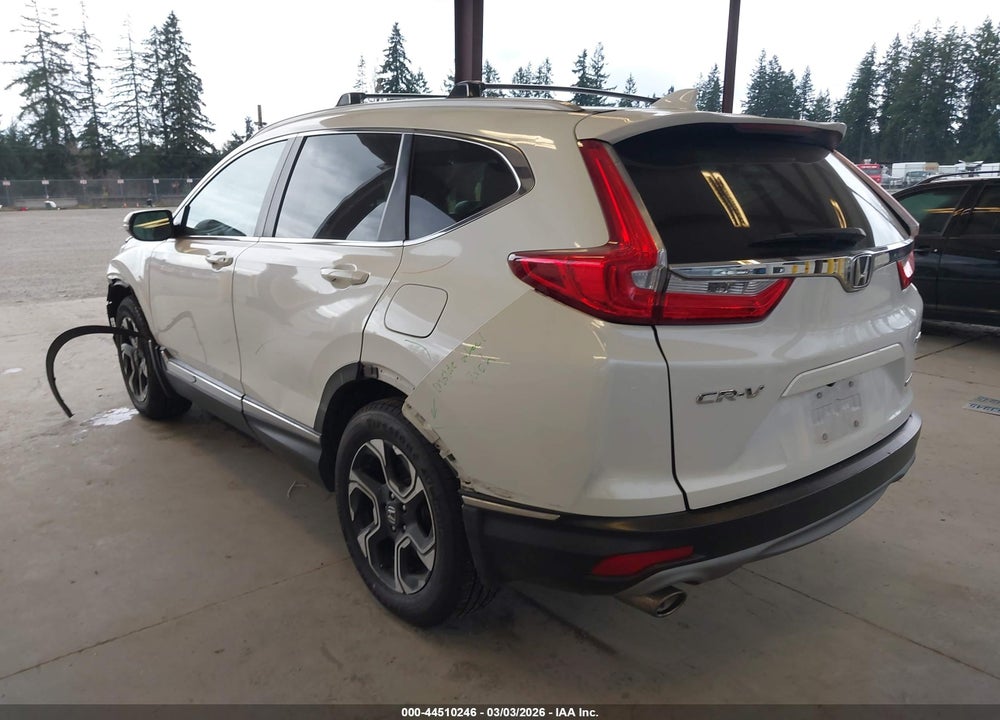 2017 HONDA CR-V TOURING VIN: 2HKRW2H92HH656056