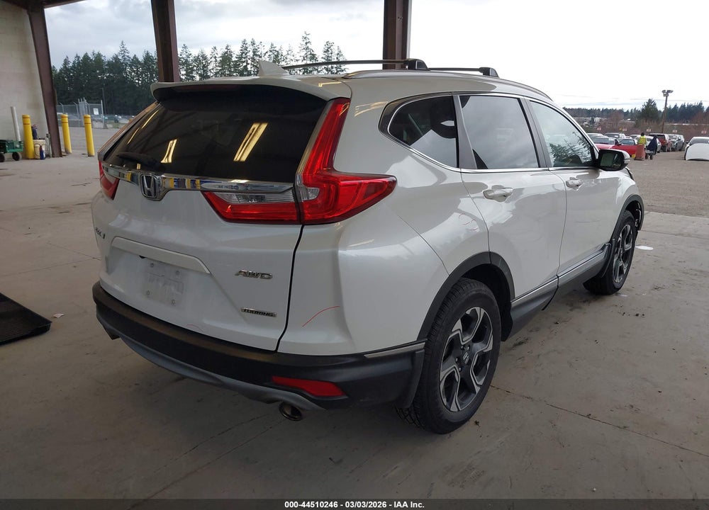 2017 HONDA CR-V TOURING VIN: 2HKRW2H92HH656056