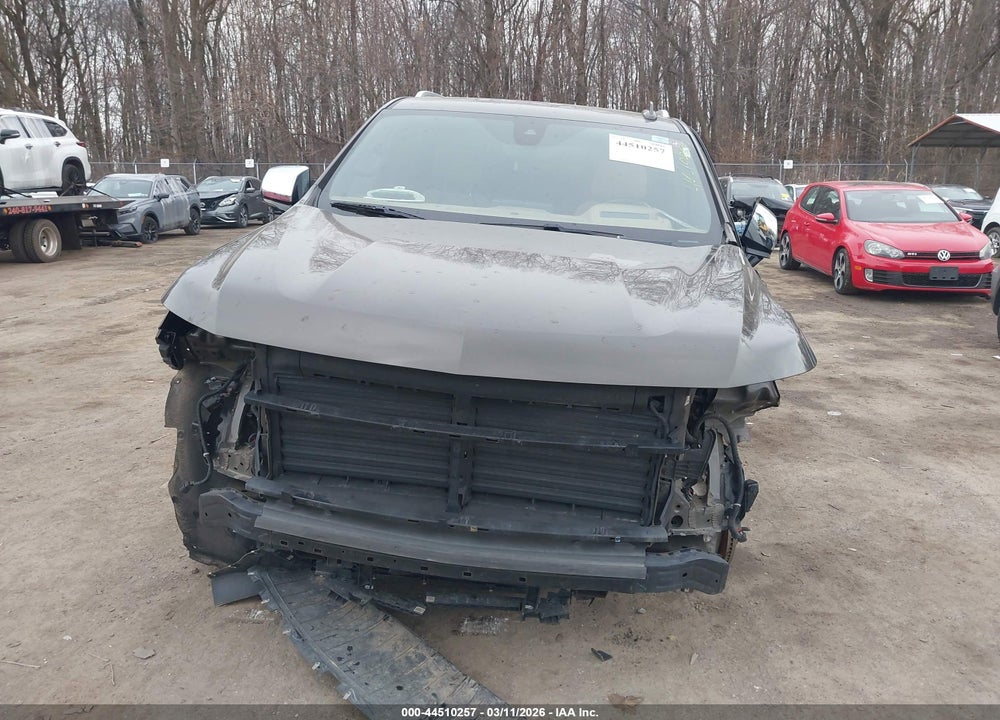 2021 CHEVROLET SUBURBAN 4WD PREMIER VIN: 1GNSKFKD9MR211132