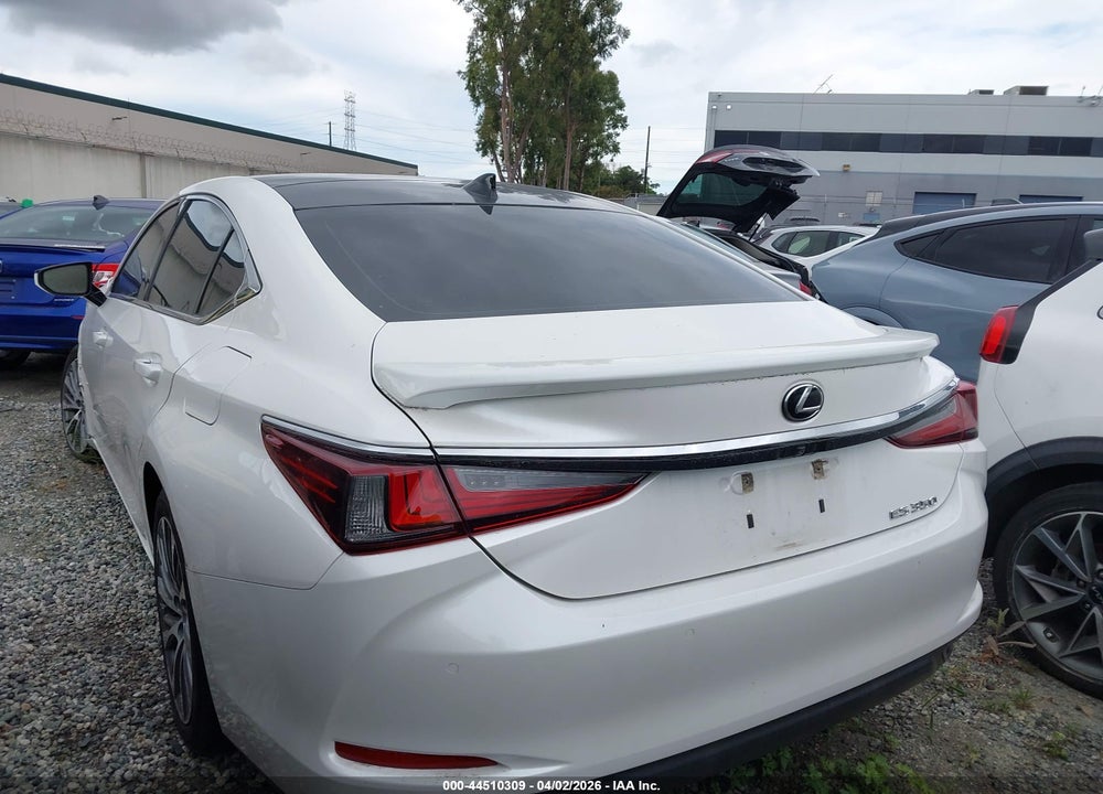 2021 LEXUS ES 350 VIN: 58ADZ1B11MU097618