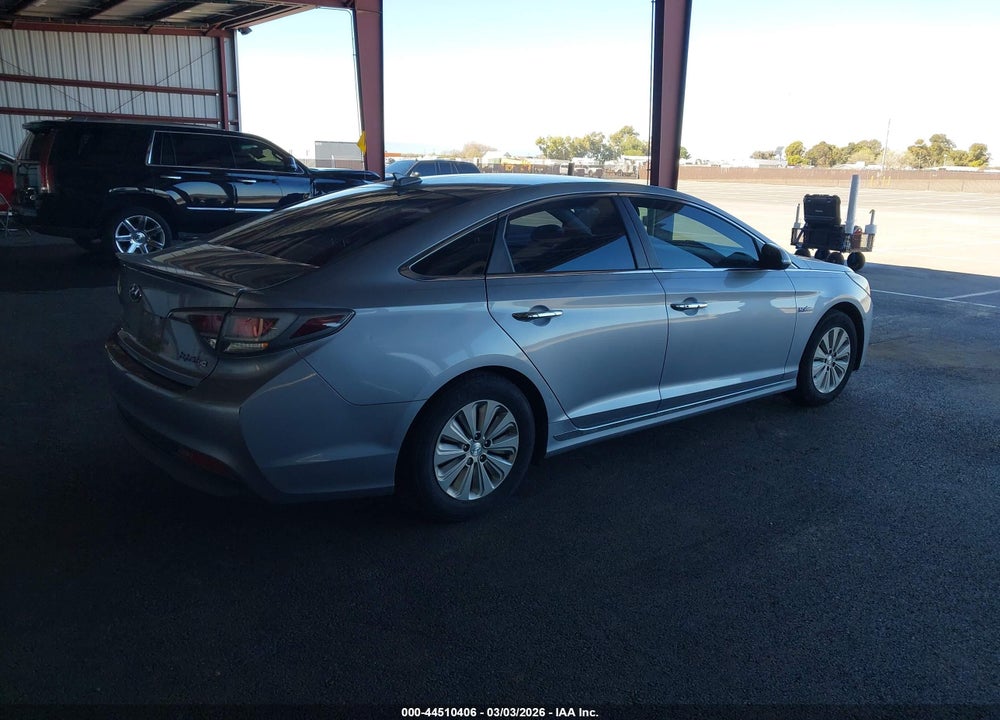 2017 HYUNDAI SONATA HYBRID SE VIN: KMHE24L13HA044393