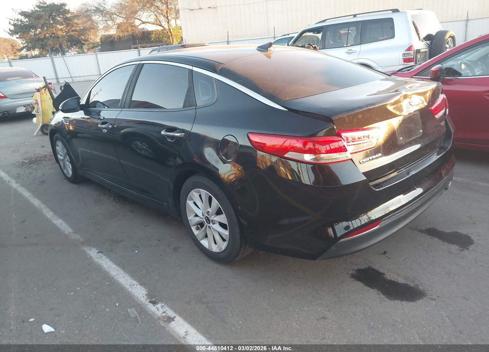 2016 KIA OPTIMA VIN: 5XXGU4L35GG066570