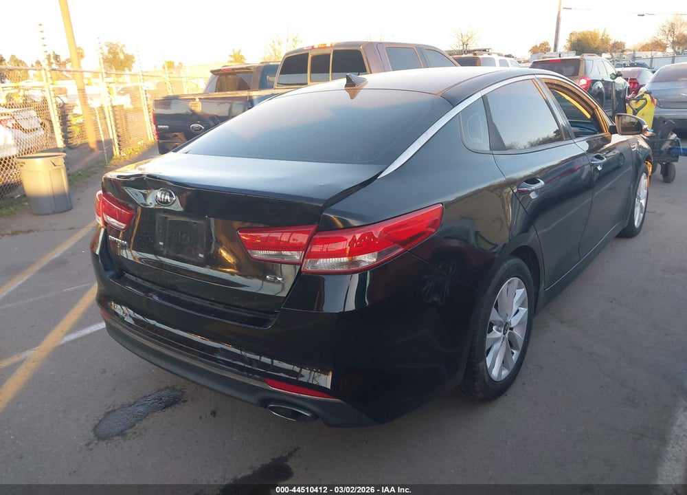 2016 KIA OPTIMA VIN: 5XXGU4L35GG066570