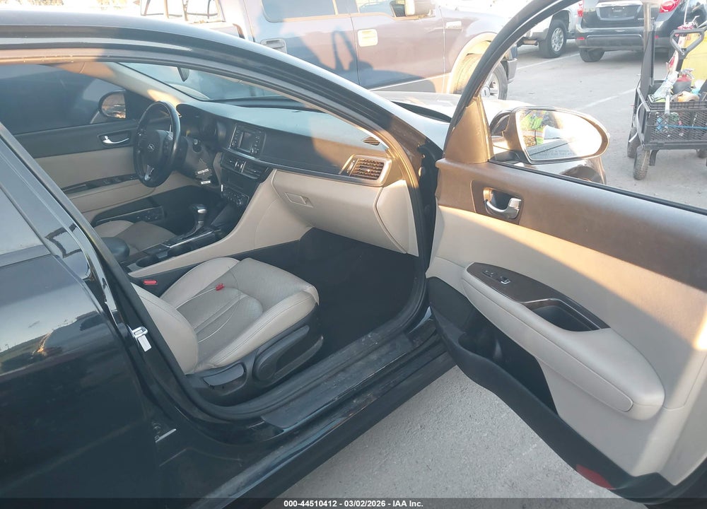 2016 KIA OPTIMA VIN: 5XXGU4L35GG066570