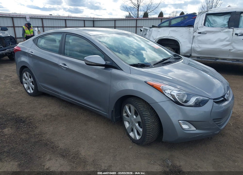 2013 HYUNDAI ELANTRA LIMITED VIN: KMHDH4AE8DU917256