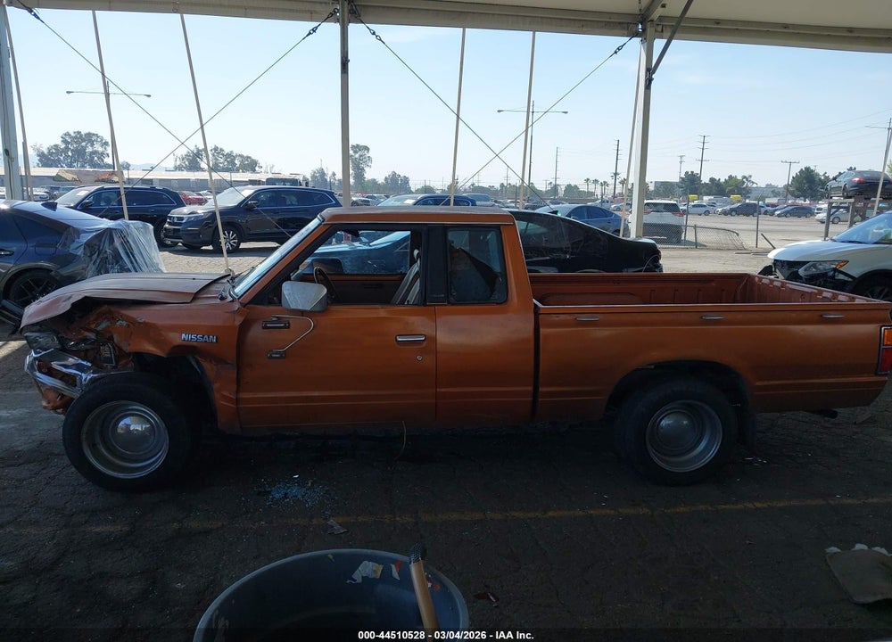 1984 DATSUN 720 KING CAB VIN: JN6ND06SXEW019658