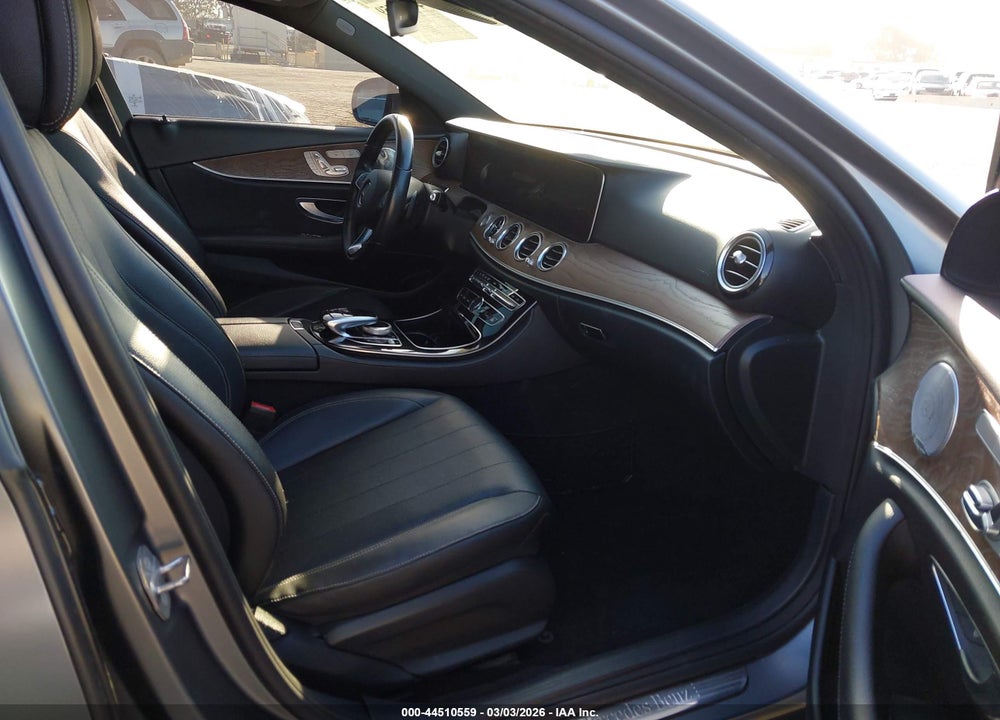 2017 MERCEDES-BENZ E 300 VIN: WDDZF4JB0HA291155