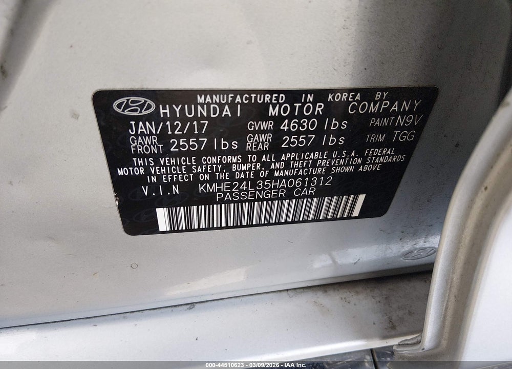 2017 HYUNDAI SONATA HYBRID SE VIN: KMHE24L35HA061312