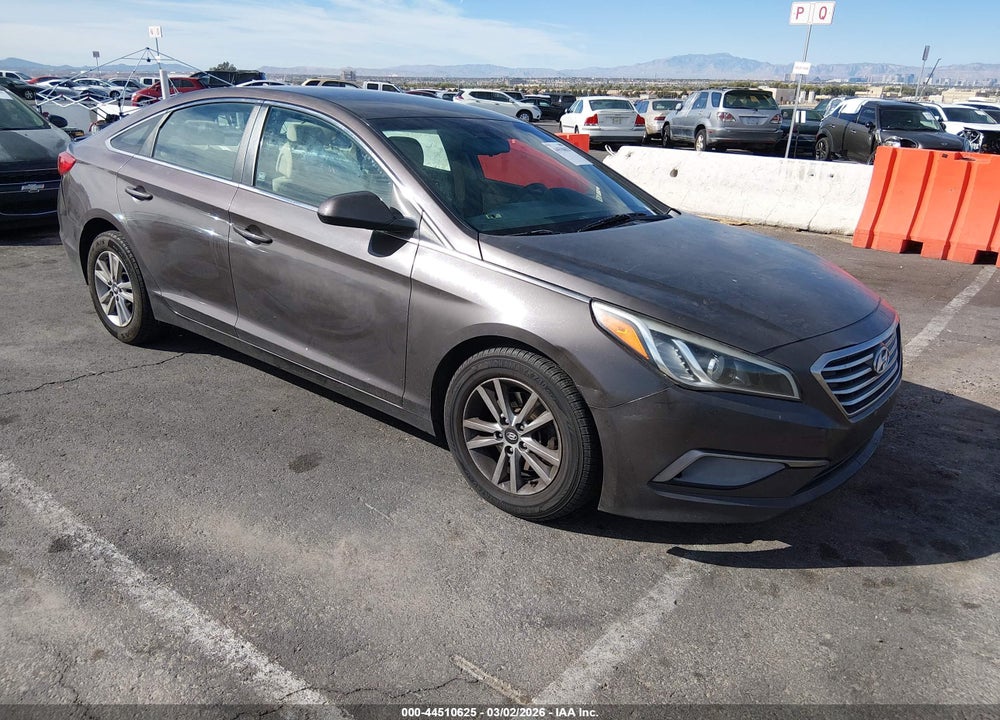 2016 HYUNDAI SONATA SE VIN: 5NPE24AF1GH402987