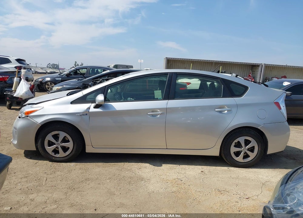 2015 TOYOTA PRIUS TWO VIN: JTDKN3DU9F2000469