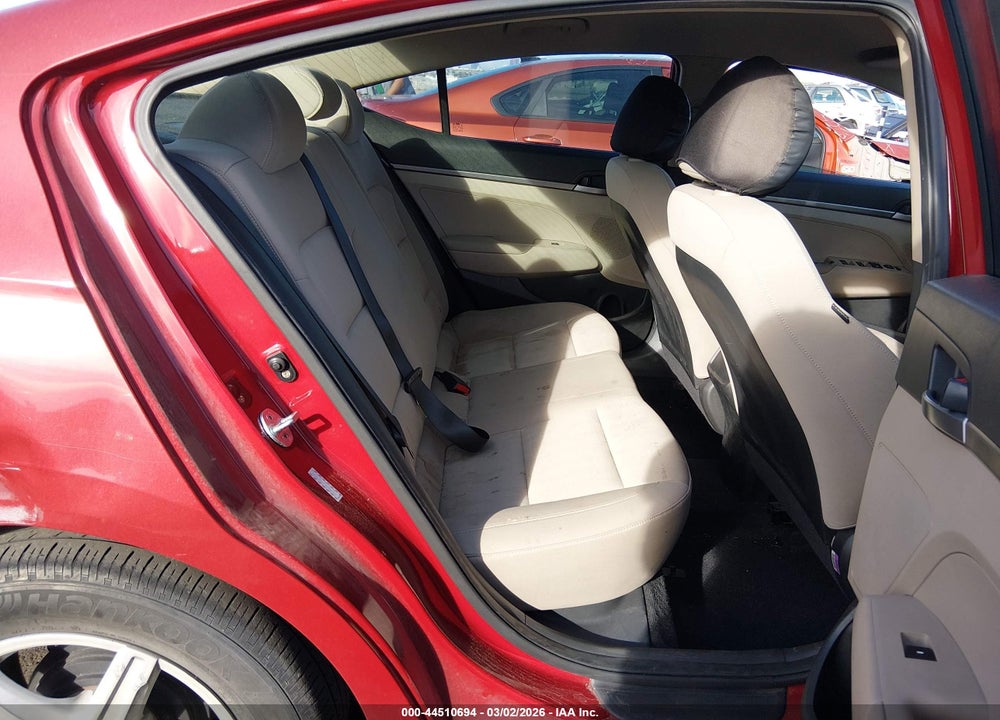 2017 HYUNDAI ELANTRA SE VIN: KMHD74LF7HU392091