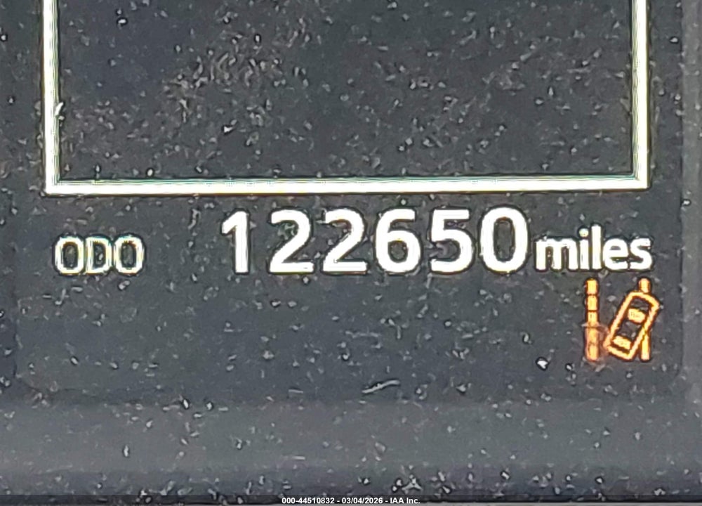 2018 TOYOTA RAV4 LE VIN: 2T3BFREV9JW779427