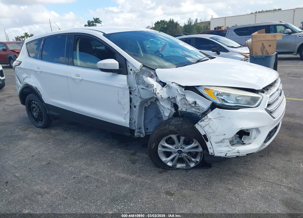 2017 FORD ESCAPE SE VIN: 1FMCU0GD2HUE64806