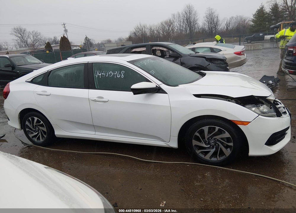 2018 HONDA CIVIC EX VIN: 2HGFC2F74JH568266